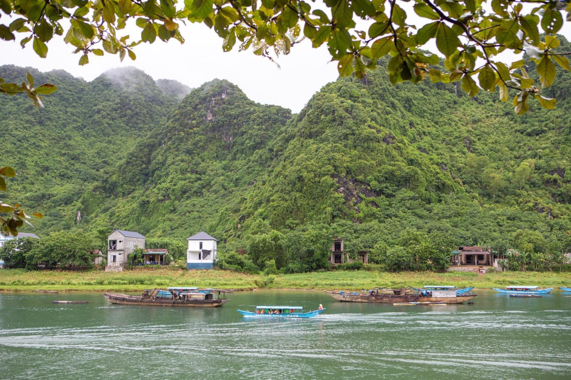 Victory Road Villas Phong Nha Eksteriør billede